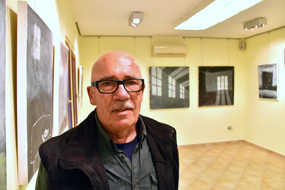 Fulvio Juričić u Galeriji Crnobori u Banjolama ( Snimio Duško Marušić Čiči)